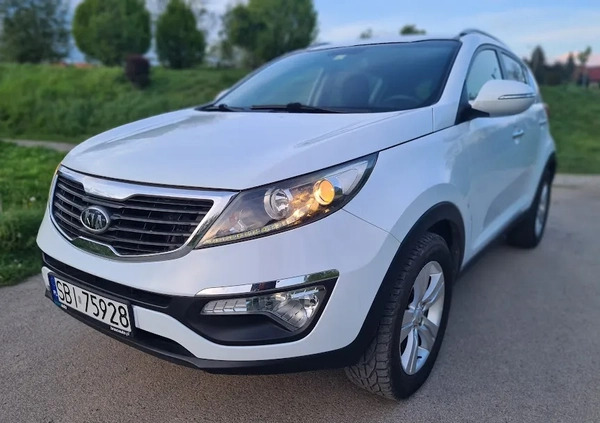 Kia Sportage cena 37700 przebieg: 260000, rok produkcji 2012 z Kraków małe 172